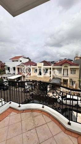 PROMO SPESIAL! Rumah Siap Huni di Permata Buana, Jakarta Barat, Luas 144m² Bangunan 250m² PROMO SPESIAL! Rumah Siap Huni di Permata Buana, Jakarta Barat, Luas 144m² Bangunan 250m²