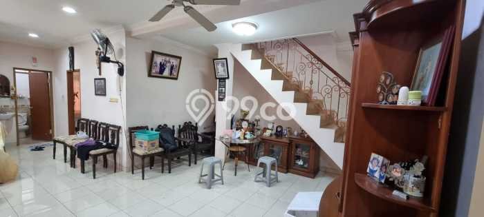 Rumah Modern Minimalis 4 Kamar Bisa Langsung Pindah di Cinere Rumah Modern Minimalis 4 Kamar Bisa Langsung Pindah di Cinere