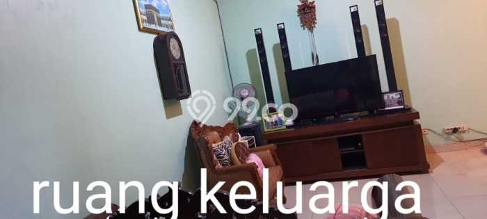 Rumah Strategis Modern Lb 240m2 di Larangan, Tangerang Rumah Strategis Modern Lb 240m2 di Larangan, Tangerang