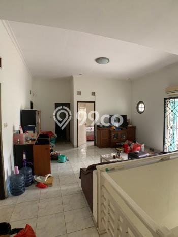 Rumah Luas Asri 3 KT Siap Pakai di Penggilingan Jakarta Timur Rumah Luas Asri 3 KT Siap Pakai di Penggilingan Jakarta Timur