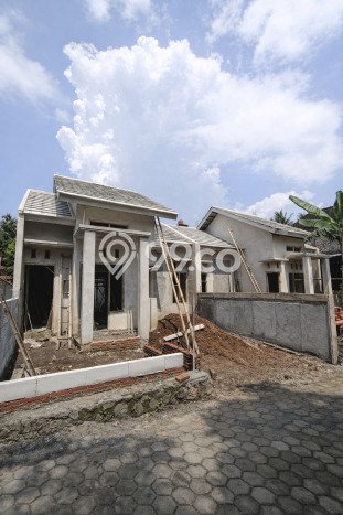 Rumah Budget Terbaik Siap Huni Area Minggir LT 110m2 Rumah Budget Terbaik Siap Huni Area Minggir LT 110m2