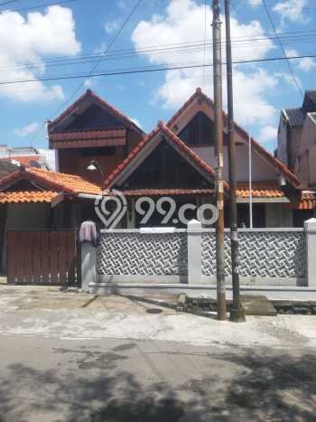 Jual Rumah Bagus Siap Huni LB 330m2 di Gamping, Sleman Jual Rumah Bagus Siap Huni LB 330m2 di Gamping, Sleman
