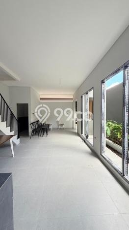 Rumah Modern Minimalis 4 Kamar Siap Huni di Depok Rumah Modern Minimalis 4 Kamar Siap Huni di Depok