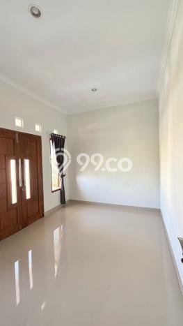 Rumah Modern Minimalis 5 KT Bisa Langsung Pindah di Kalasan Rumah Modern Minimalis 5 KT Bisa Langsung Pindah di Kalasan