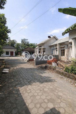 Rumah Budget Terbaik Siap Huni Area Minggir LT 110m2 Rumah Budget Terbaik Siap Huni Area Minggir LT 110m2