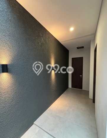 Jual Rumah Luas Elegan Dengan View Eksklusif di Tlaga Bodas, Semarang Jual Rumah Luas Elegan Dengan View Eksklusif di Tlaga Bodas, Semarang