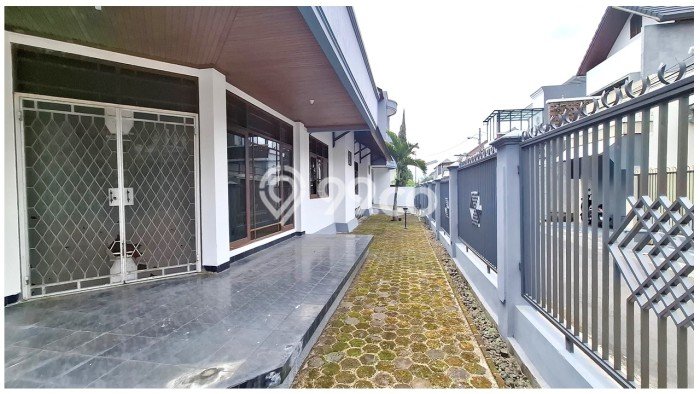 Dijual Hunian Mewah dengan Fasilitas Sekitar Lengkap di Regol, Bandung Dijual Hunian Mewah dengan Fasilitas Sekitar Lengkap di Regol, Bandung