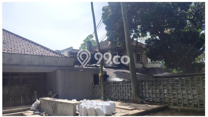 Komersial untuk disewa di Bandung Wetan punya LT 745m2 & LB 300m2 harga sewa kompetitif Komersial untuk disewa di Bandung Wetan punya LT 745m2 & LB 300m2 harga sewa kompetitif