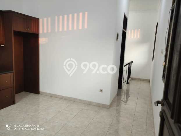 Ready to Use! Premium House LT 200m2 Desain Modern di Pekayon Ready to Use! Premium House LT 200m2 Desain Modern di Pekayon