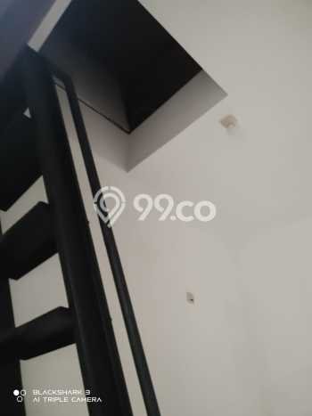 Ready to Use! Premium House LT 200m2 Desain Modern di Pekayon Ready to Use! Premium House LT 200m2 Desain Modern di Pekayon