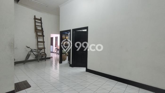 Disewakan Komersial komersial di Bekasi Selatan luas bangunan 200m2 Disewakan Komersial komersial di Bekasi Selatan luas bangunan 200m2