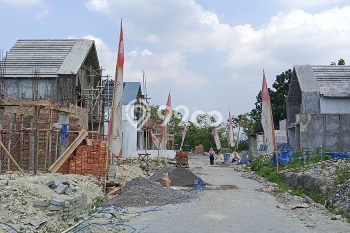For Sale Rumah 2 Kamar Lokasi Ideal Nyaman dan Strategis di Gamping For Sale Rumah 2 Kamar Lokasi Ideal Nyaman dan Strategis di Gamping