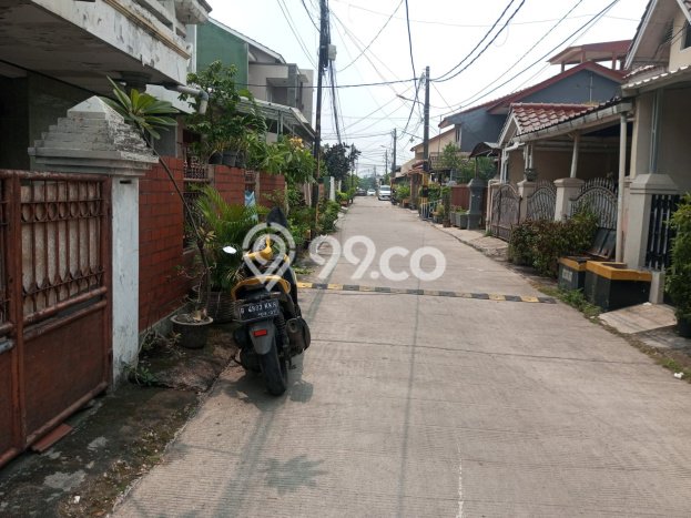 Jual Rumah Strategis Bagus Punya 3 KT di Bekasi Selatan Bekasi - Jual Rumah Strategis Bagus Punya 3 KT di Bekasi Selatan Bekasi -