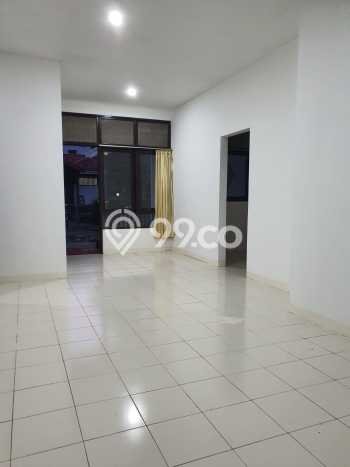 SPECIAL OFFER! Rumah Nyaman di Kemang Pratama, Luas 162m² Bangunan 80m² SPECIAL OFFER! Rumah Nyaman di Kemang Pratama, Luas 162m² Bangunan 80m²