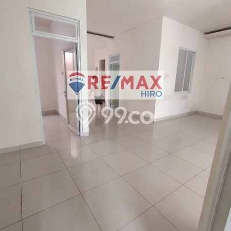 LOKASI TERBAIK! Rumah di Taman Galaxy, 3 KT, Lingkungan Elite, Luas 135m² LB 130m² LOKASI TERBAIK! Rumah di Taman Galaxy, 3 KT, Lingkungan Elite, Luas 135m² LB 130m²