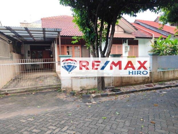 Rumah Minimalis 3 Kamar LT 216m2 di Kemang Pratama Rumah Minimalis 3 Kamar LT 216m2 di Kemang Pratama