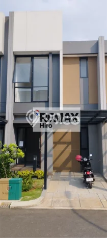 HUNIAN PILIHAN! Rumah di Summarecon Bekasi, 2 KT, Lingkungan Strategis, LT 60m² Bangunan 55m² HUNIAN PILIHAN! Rumah di Summarecon Bekasi, 2 KT, Lingkungan Strategis, LT 60m² Bangunan 55m²