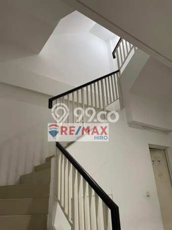 LOKASI STRATEGIS! Ruko Kawasan Galaxy, Luas 97m², Kawasan Komersial LOKASI STRATEGIS! Ruko Kawasan Galaxy, Luas 97m², Kawasan Komersial