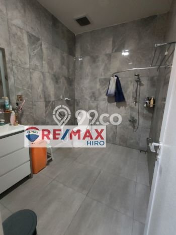 Rumah Terawat 4 KT 3 KM di Pekayon, Bekasi Rumah Terawat 4 KT 3 KM di Pekayon, Bekasi