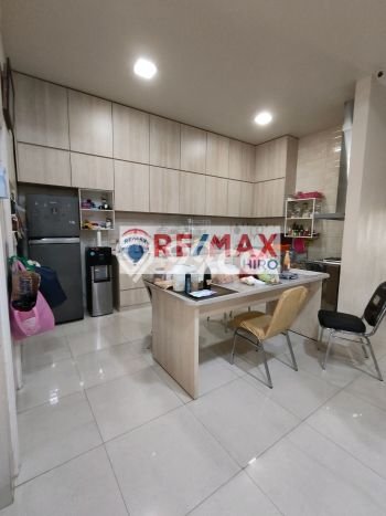 Rumah Terawat 4 KT 3 KM di Pekayon, Bekasi Rumah Terawat 4 KT 3 KM di Pekayon, Bekasi