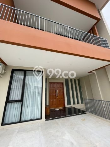 Rumah Mewah LB 450m2 Siap Huni Desain Elegan di Pulomas, Jakarta Timur Rumah Mewah LB 450m2 Siap Huni Desain Elegan di Pulomas, Jakarta Timur