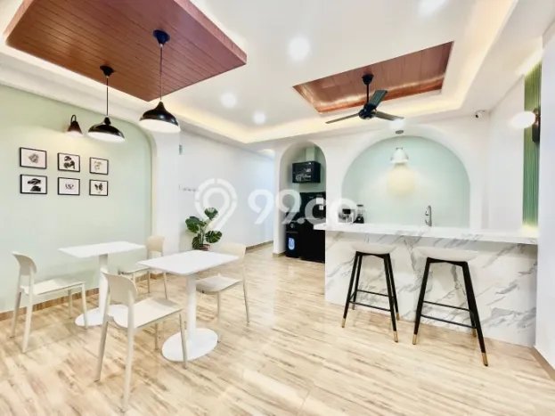 Kost Dijual di Hayam Wuruk dengan 20 KT dan Luas 320m2 Kost Dijual di Hayam Wuruk dengan 20 KT dan Luas 320m2