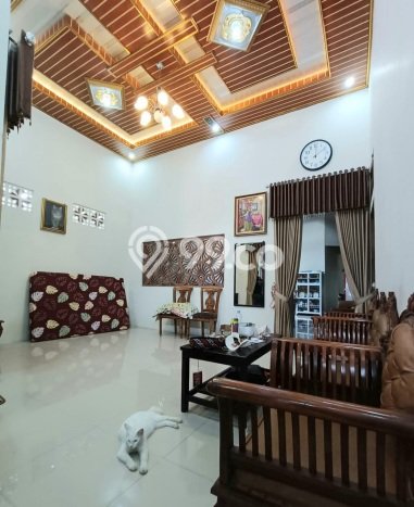Rumah Area Strategis di , Banyumas, LT 332m2m² LB 300m2m² Rumah Area Strategis di , Banyumas, LT 332m2m² LB 300m2m²