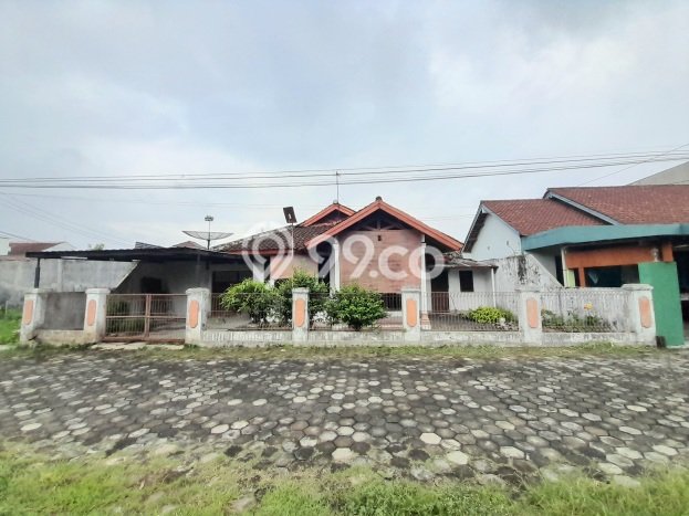 Hunian Cantik Modern Lb 182m2 di Sokaraja, Banyumas Hunian Cantik Modern Lb 182m2 di Sokaraja, Banyumas