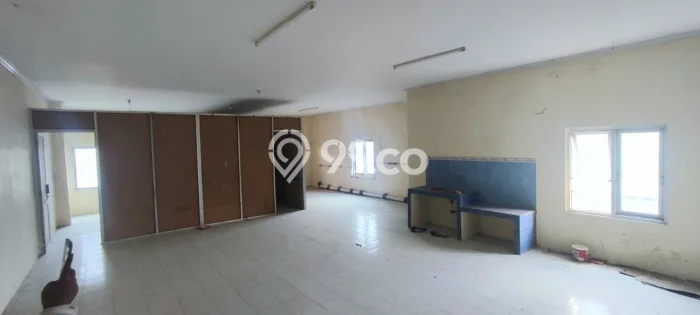 LOKASI STRATEGIS! Ruko di , Luas 169m2m², Area Bisnis, Jalan Utama LOKASI STRATEGIS! Ruko di , Luas 169m2m², Area Bisnis, Jalan Utama