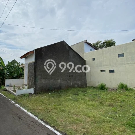 Jual Rumah Murah Meriah Jaten Punya 2 Kamar & LT 80m2 Jual Rumah Murah Meriah Jaten Punya 2 Kamar & LT 80m2