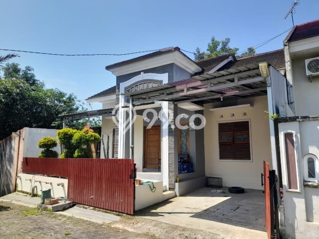 Jual Rumah Strategis Bagus Punya 3 KT di Purwokerto Selatan Banyumas SHM Jual Rumah Strategis Bagus Punya 3 KT di Purwokerto Selatan Banyumas SHM