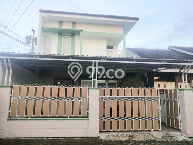 Dijual Cepat Rumah Bagus Siap Huni LB 200m2 di Purwokerto Utara, Banyumas Dijual Cepat Rumah Bagus Siap Huni LB 200m2 di Purwokerto Utara, Banyumas