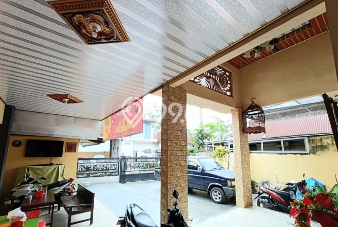 Rumah Area Strategis di , Banyumas, LT 332m2m² LB 300m2m² Rumah Area Strategis di , Banyumas, LT 332m2m² LB 300m2m²