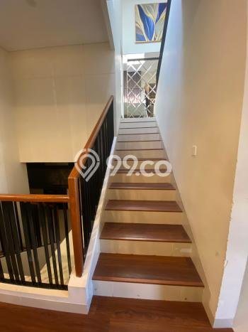 Dijual Rumah Luas Elegan Dengan View Eksklusif di Gading Serpong, Tangerang Dijual Rumah Luas Elegan Dengan View Eksklusif di Gading Serpong, Tangerang