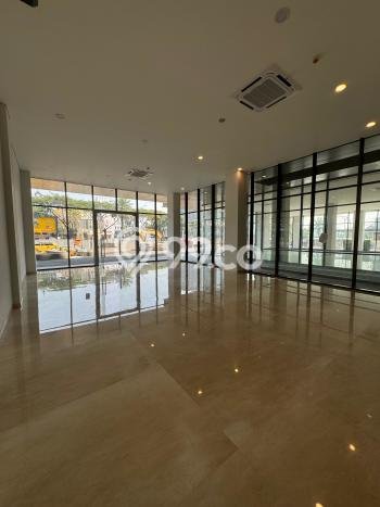 Unit Ruko Dijual di Tangerang LT 180m2 & LB 824m2 Unit Ruko Dijual di Tangerang LT 180m2 & LB 824m2