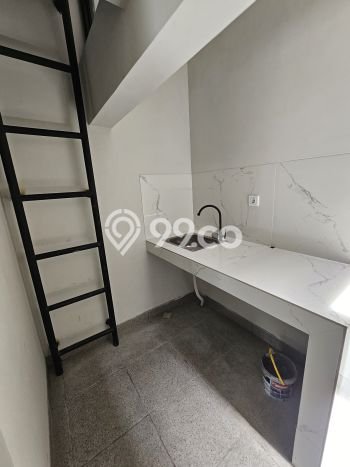 Rumah Luas Asri 3 KT Siap Pakai di Gading Serpong Tangerang Rumah Luas Asri 3 KT Siap Pakai di Gading Serpong Tangerang