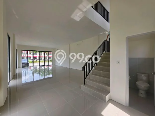 Ruko disewakan lokasi strategis BSD City Tangerang 161m2 Ruko disewakan lokasi strategis BSD City Tangerang 161m2