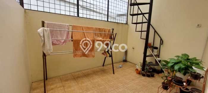 Dijual Rumah Mewah Elegan Dengan View Eksklusif di Gading Serpong, Tangerang Dijual Rumah Mewah Elegan Dengan View Eksklusif di Gading Serpong, Tangerang