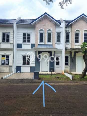 Rumah Luas Asri 3 KT Siap Pakai di BSD Vanya Park Tangerang Rumah Luas Asri 3 KT Siap Pakai di BSD Vanya Park Tangerang