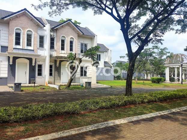 Rumah Luas Asri 3 KT Siap Pakai di BSD Vanya Park Tangerang Rumah Luas Asri 3 KT Siap Pakai di BSD Vanya Park Tangerang