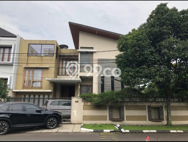 Siap Huni Hunian Elit 7 Kamar di Batununggal Dekat ke Mana Saja Siap Huni Hunian Elit 7 Kamar di Batununggal Dekat ke Mana Saja
