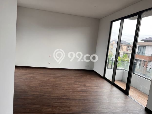 Rumah Elit LB 235m2 Siap Huni Desain Elegan di BSD, Tangerang Rumah Elit LB 235m2 Siap Huni Desain Elegan di BSD, Tangerang