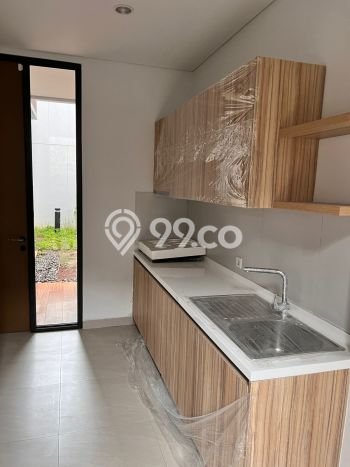 Rumah Elit LB 235m2 Siap Huni Desain Elegan di BSD, Tangerang Rumah Elit LB 235m2 Siap Huni Desain Elegan di BSD, Tangerang