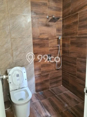 Disewakan! Rumah 4 Kamar Tidur &
3 Kamar Mandi di Gading Serpong, Tangerang Disewakan! Rumah 4 Kamar Tidur &
3 Kamar Mandi di Gading Serpong, Tangerang