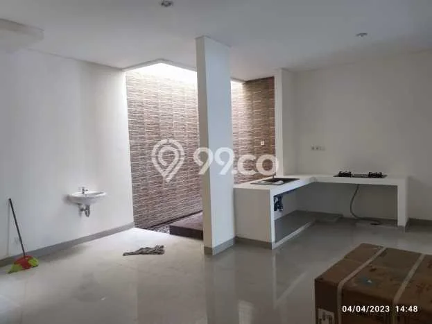 Disewakan! Rumah 4 Kamar Tidur &
3 Kamar Mandi di Gading Serpong, Tangerang Disewakan! Rumah 4 Kamar Tidur &
3 Kamar Mandi di Gading Serpong, Tangerang
