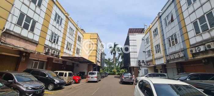Ruko Bagus Dijual di BSD City Tangerang Strategis Cocok untuk Kembangkan Bisnis Ruko Bagus Dijual di BSD City Tangerang Strategis Cocok untuk Kembangkan Bisnis