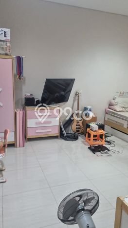 Rumah Modern 3 KT di Serpong Villa Melati Mas Tangerang Selatan Semi Furnished Rumah Modern 3 KT di Serpong Villa Melati Mas Tangerang Selatan Semi Furnished