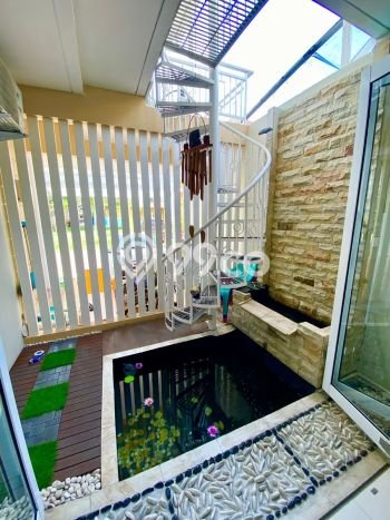 Jual Rumah Mewah Megah Dengan View Cantik di Gading Serpong, Tangerang Jual Rumah Mewah Megah Dengan View Cantik di Gading Serpong, Tangerang