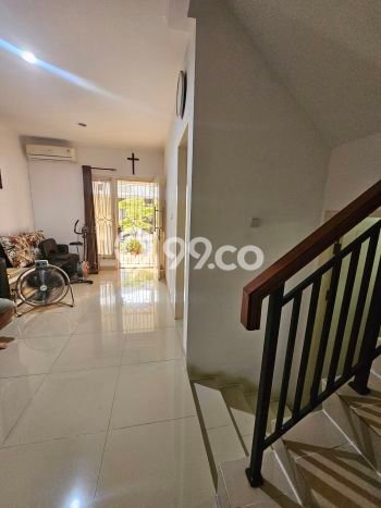 Dijual Rumah Eksklusif 2 KT di Gading Serpong, Tangerang Dijual Rumah Eksklusif 2 KT di Gading Serpong, Tangerang