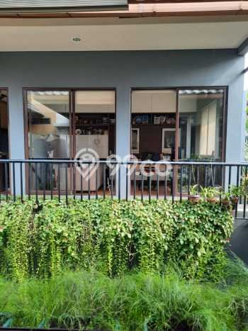 Ready to Use! Luxury House LT 324m2 Desain Modern di BSD Ready to Use! Luxury House LT 324m2 Desain Modern di BSD